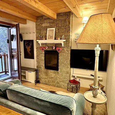 Appartement Chalet-style In The Heart Of